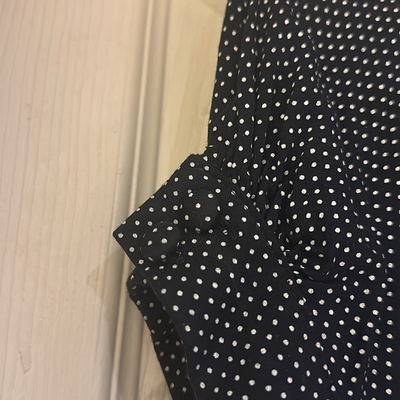 Size M navy Gap dress functional buttons down front and on both arms - belt tie - Picture 4 of 5